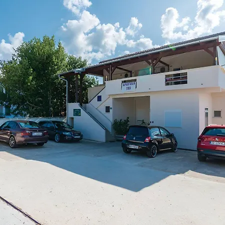 Apartament In Turanj, 20m From The