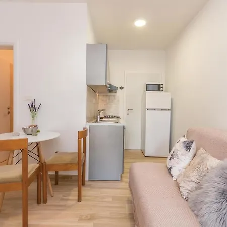 Apartment In Turanj, 20m From The *
