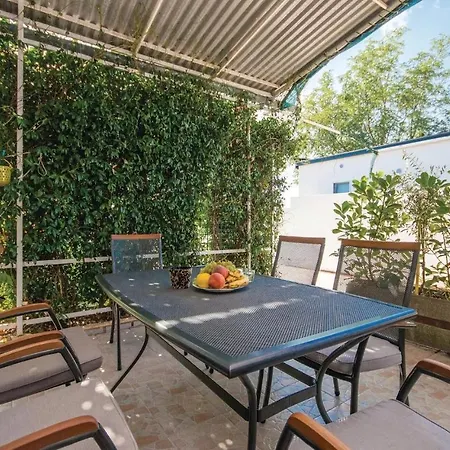 Apartment In Turanj, 20m From The