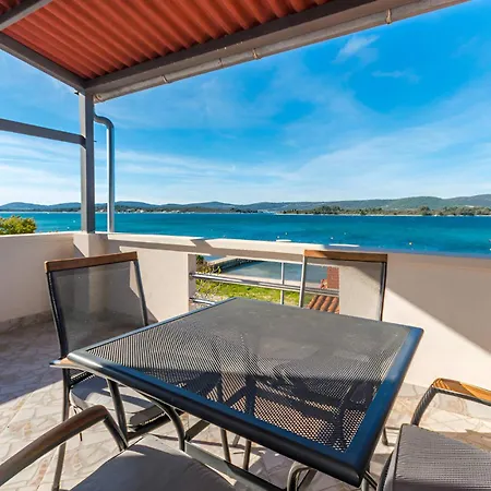 In Turanj, 20m From The Sukošan