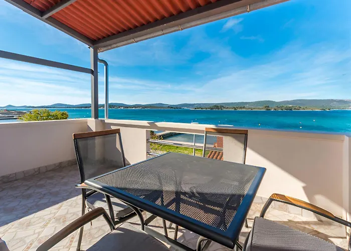 In Turanj, 20m From The Sukošan